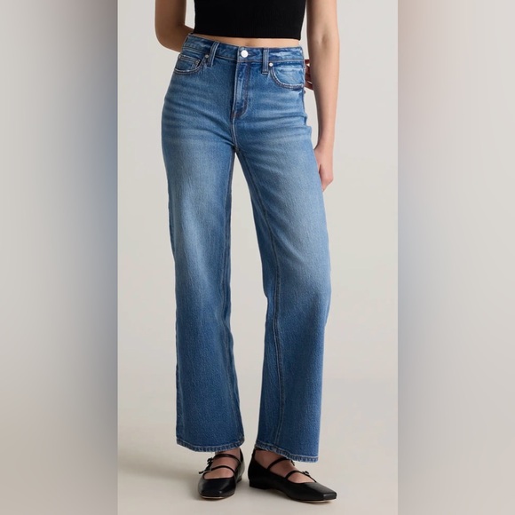 Quince Denim - Quince Bella Stretch Relaxed Straight Jeans in Size 25